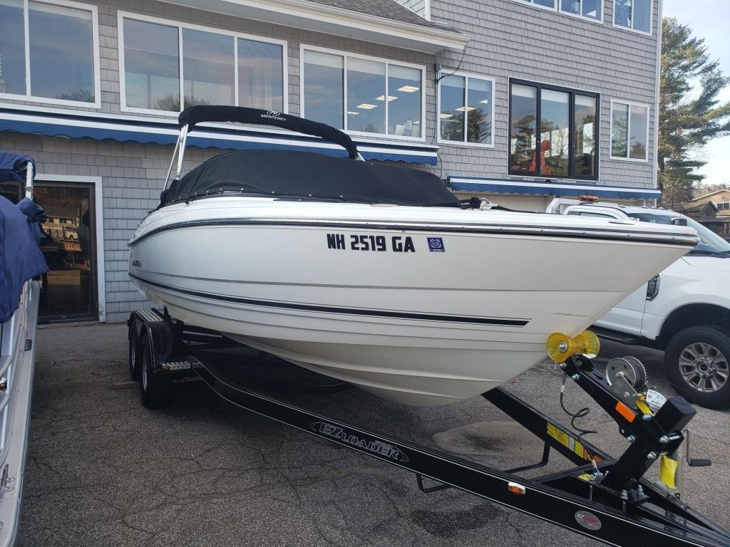 2017 Monterey boat for sale, model of the boat is 224FS & Image # 2 of 14