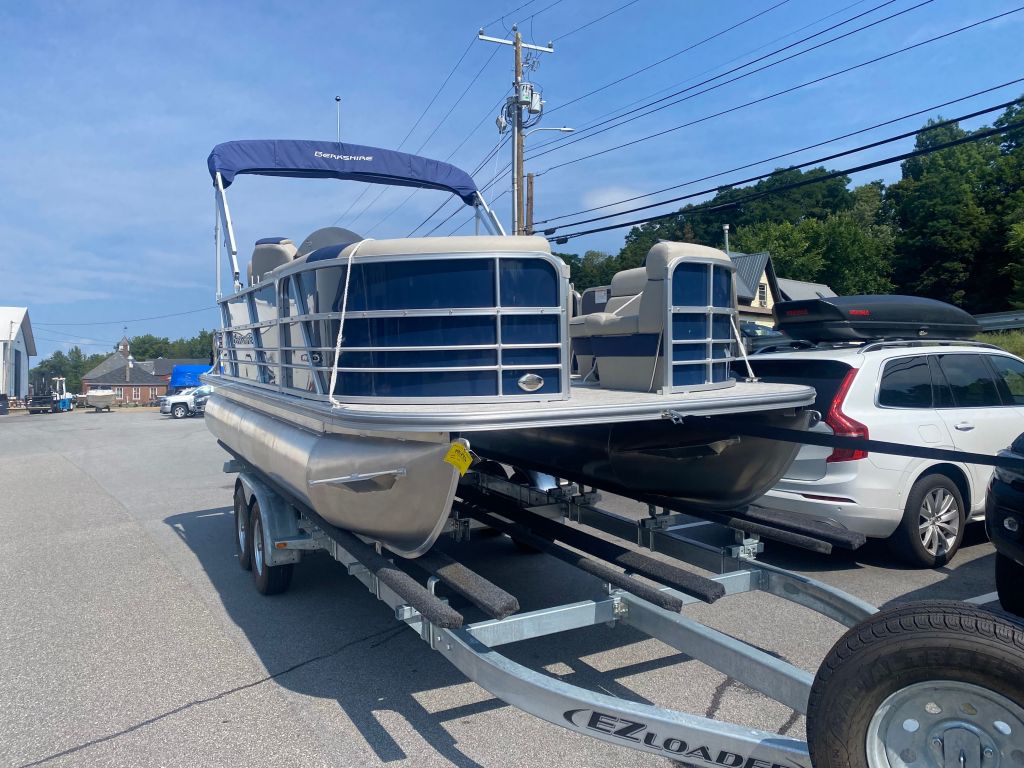 2022 Berkshire Pontoons boat for sale, model of the boat is 20CL LE & Image # 2 of 6