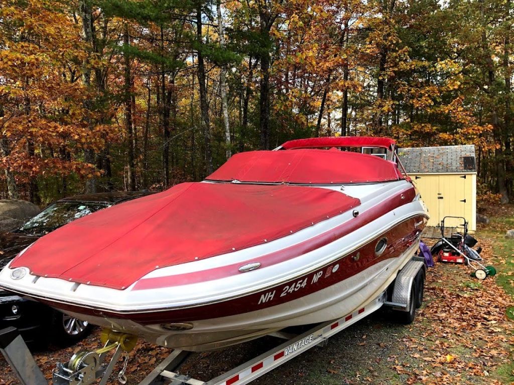 2013 Crownline boat for sale, model of the boat is E4 & Image # 2 of 8