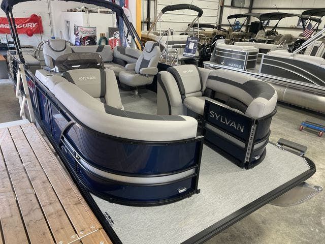 2022 Sylvan boat for sale, model of the boat is L3CLZDH & Image # 2 of 15