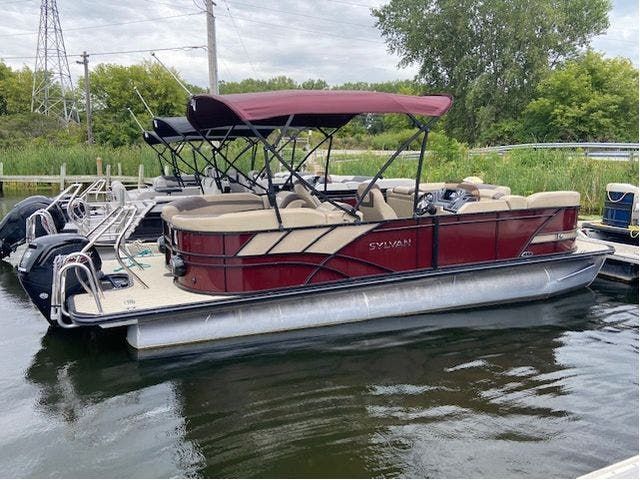 2021 Sylvan boat for sale, model of the boat is L3LZ & Image # 2 of 13