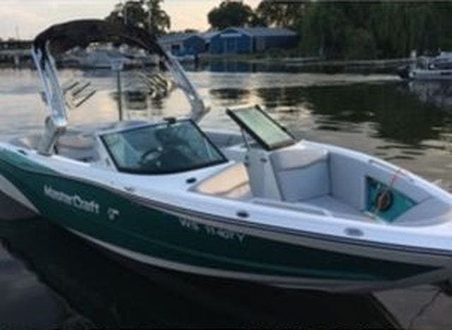 2017 Mastercraft boat for sale, model of the boat is XT23 & Image # 1 of 25