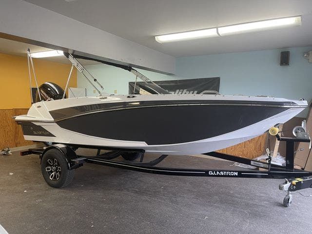 2022 Glastron boat for sale, model of the boat is 180GTD & Image # 1 of 13