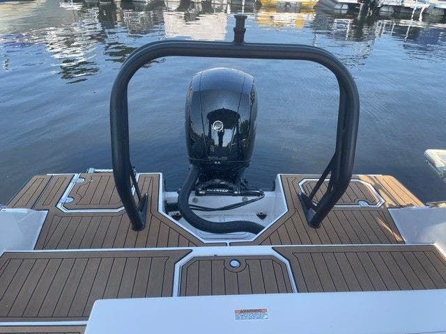 2021 Starcraft boat for sale, model of the boat is 211SVX/OB & Image # 2 of 12