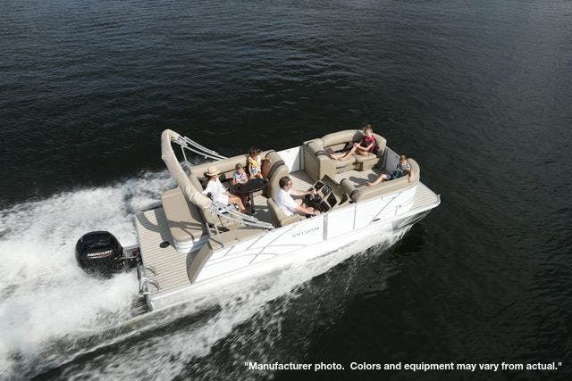 2022 Sylvan boat for sale, model of the boat is 8522MirageCLZ & Image # 1 of 7