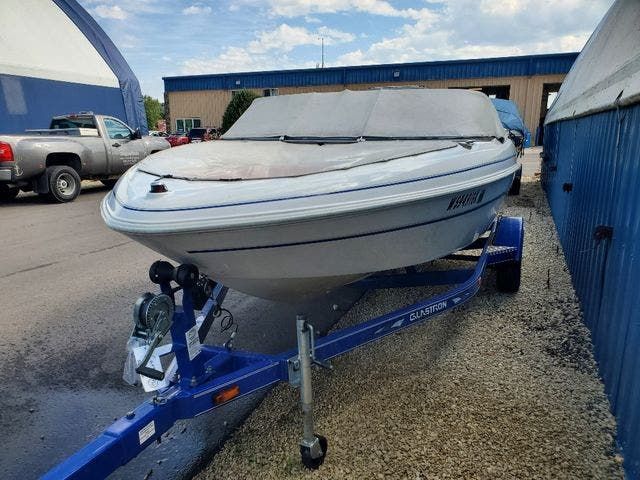 2003 Glastron boat for sale, model of the boat is 175 SX & Image # 2 of 15