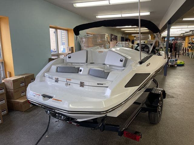 2022 Scarab boat for sale, model of the boat is 165ID/Impact & Image # 2 of 7