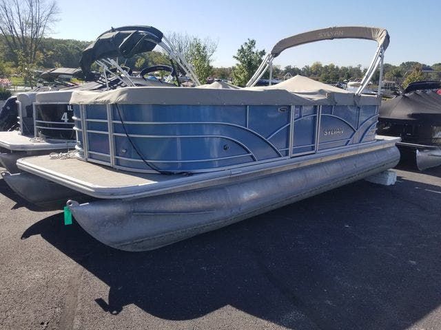 2017 Sylvan boat for sale, model of the boat is 822 MIRAGE LZ & Image # 2 of 14