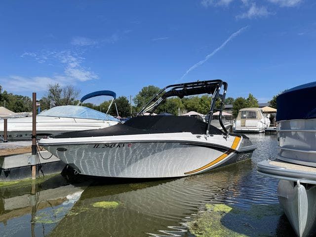 2017 Glastron boat for sale, model of the boat is 205 GTS & Image # 1 of 11