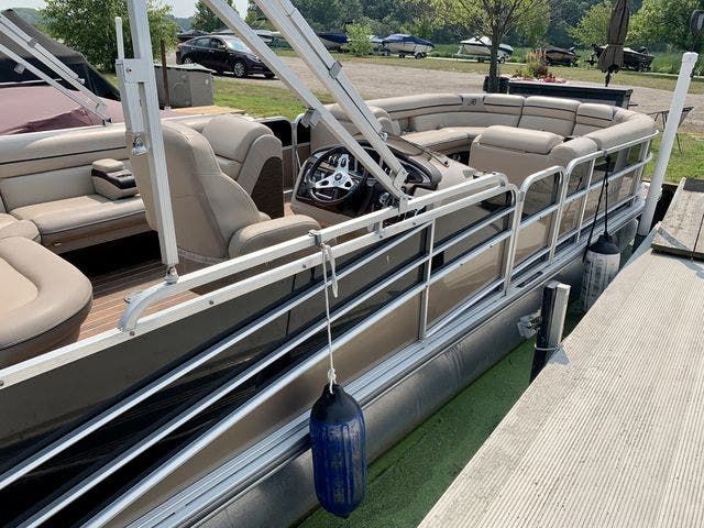 2015 Berkshire Pontoons boat for sale, model of the boat is 250CLTT & Image # 2 of 31