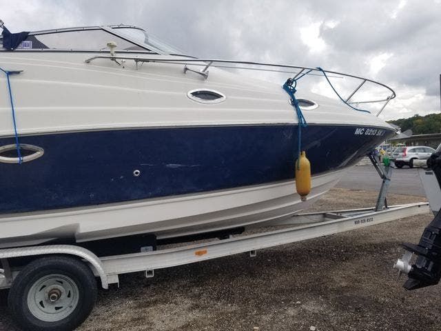 2003 Regal boat for sale, model of the boat is 2665COMMODORE & Image # 2 of 32