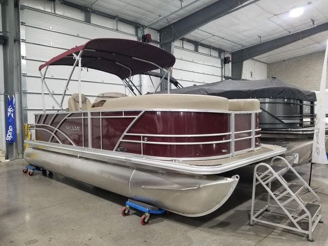 2022 Sylvan boat for sale, model of the boat is 820MirageCRS & Image # 1 of 10