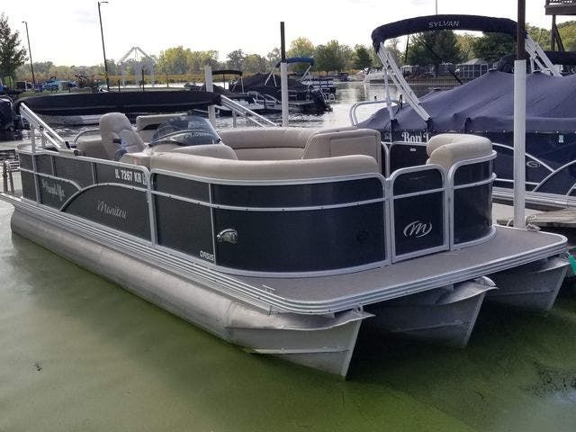 2014 Manitou boat for sale, model of the boat is 23 OASIS SR & Image # 1 of 19