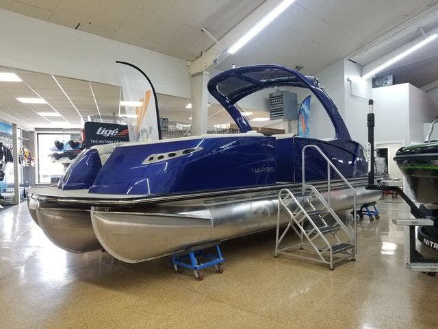 2021 Harris boat for sale, model of the boat is 250CROWNE/SL/TT & Image # 1 of 23
