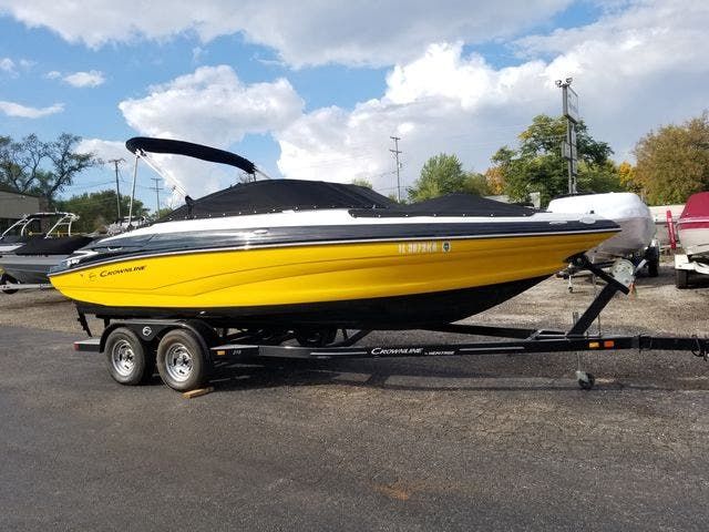 2014 Crownline boat for sale, model of the boat is 215SS & Image # 1 of 26