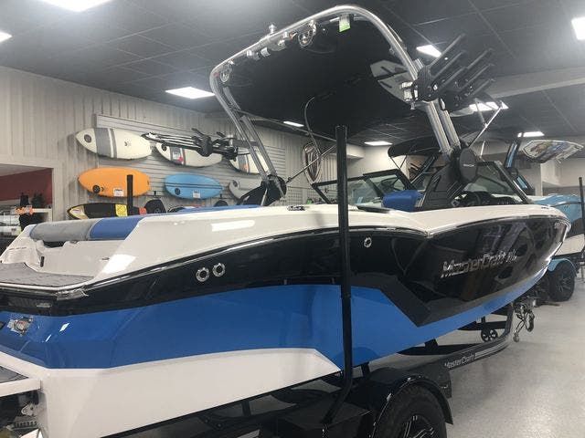 2022 Mastercraft boat for sale, model of the boat is NXT-20 & Image # 2 of 15