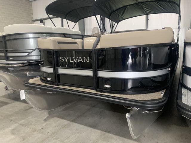 2022 Sylvan boat for sale, model of the boat is L3DLZ & Image # 1 of 11