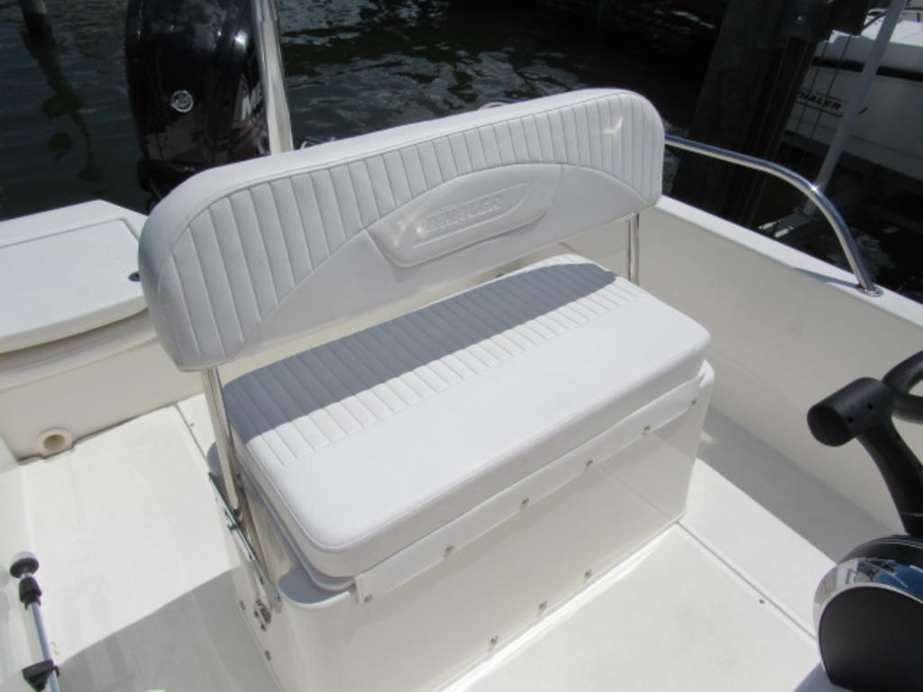 2016 Boston Whaler boat for sale, model of the boat is 170 Dauntless & Image # 9 of 22