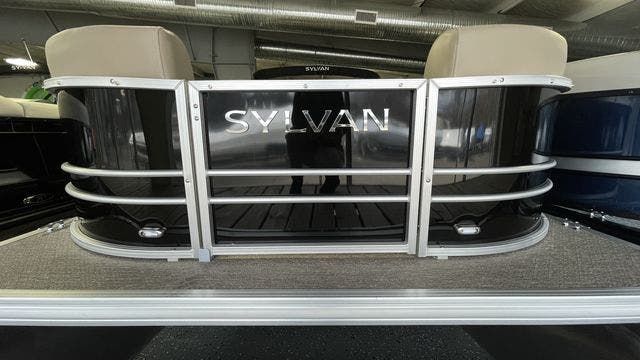 2022 Sylvan boat for sale, model of the boat is 8522MirageLZ & Image # 1 of 13