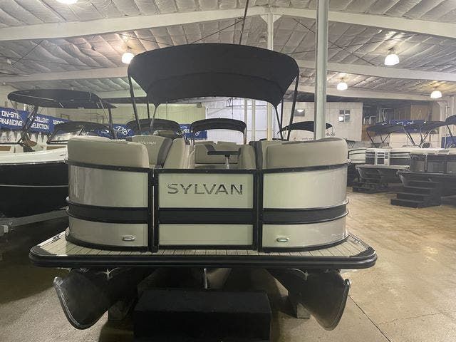 2022 Sylvan boat for sale, model of the boat is L3DLZBarTT & Image # 1 of 10