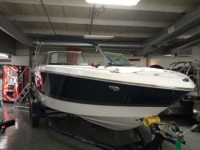 2022 Four Winns boat for sale, model of the boat is 210H & Image # 1 of 10