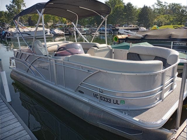 2020 Sylvan boat for sale, model of the boat is 820 MIRAGE CRS & Image # 1 of 11