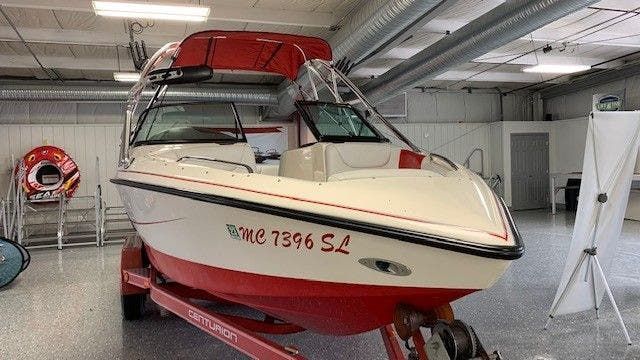 2003 Centurion boat for sale, model of the boat is 22 AVALANCHE & Image # 2 of 17