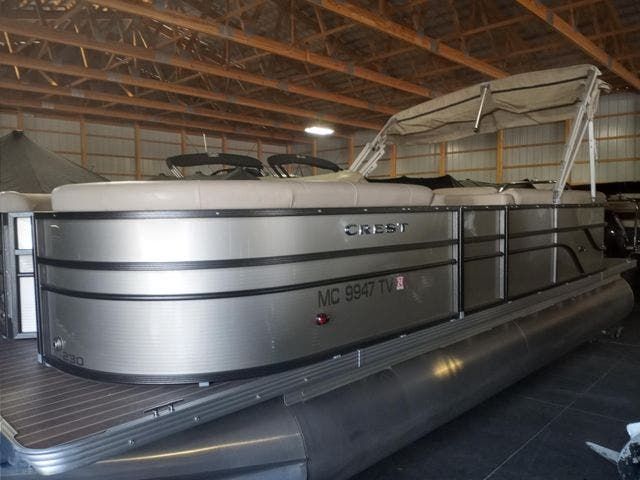 2016 Crest boat for sale, model of the boat is 230II/SL & Image # 1 of 15