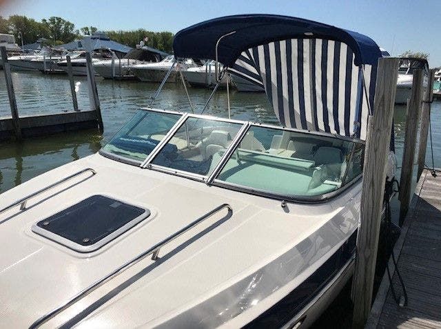 2016 Chaparral boat for sale, model of the boat is 225 SSI & Image # 2 of 8