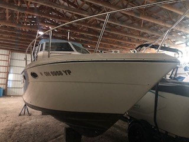 1986 Tiara Yachts boat for sale, model of the boat is 2600CONTINENTAL & Image # 1 of 12