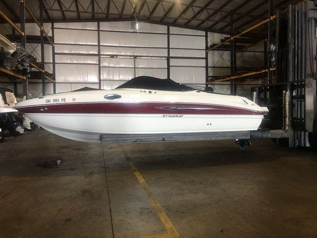 2012 Stingray boat for sale, model of the boat is 235LR & Image # 1 of 29