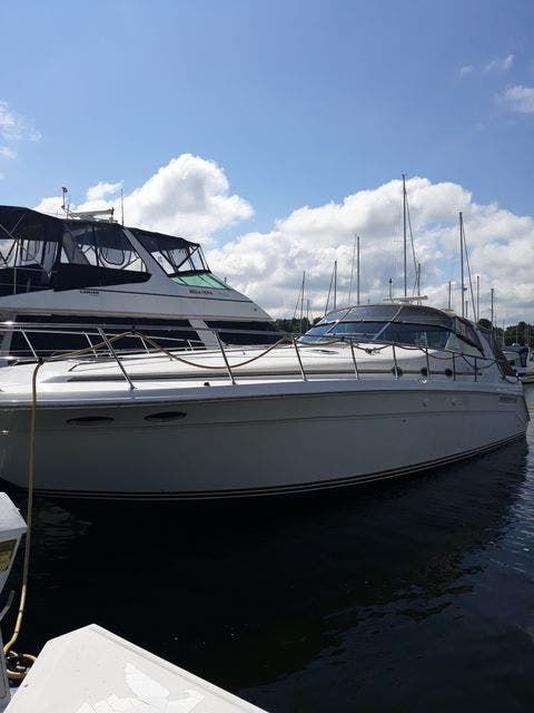 1997 Sea Ray boat for sale, model of the boat is 50' SUNDANCER & Image # 1 of 67