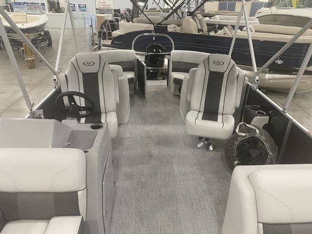 2022 Harris boat for sale, model of the boat is 210CX/CWDH & Image # 2 of 8