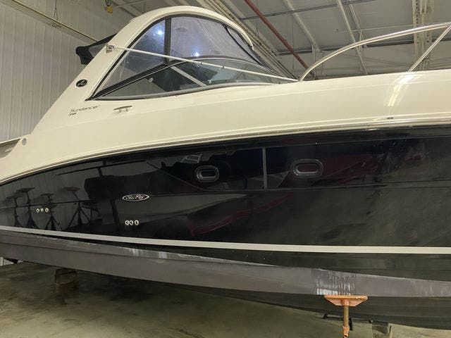 2015 Sea Ray boat for sale, model of the boat is 310 SUNDANCER & Image # 2 of 20