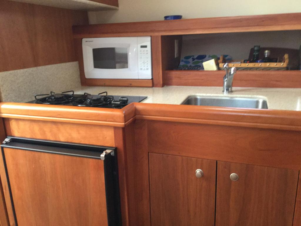 2006 Mainship boat for sale, model of the boat is pilot express 34 & Image # 3 of 19