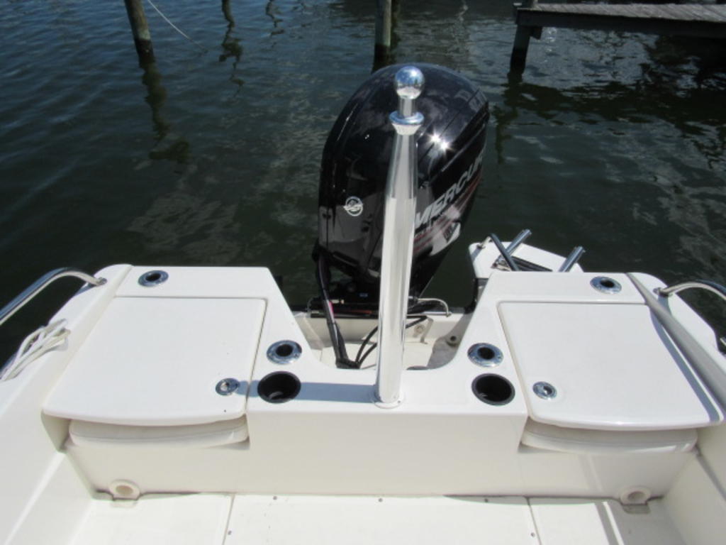 2016 Boston Whaler boat for sale, model of the boat is 170 Dauntless & Image # 13 of 22