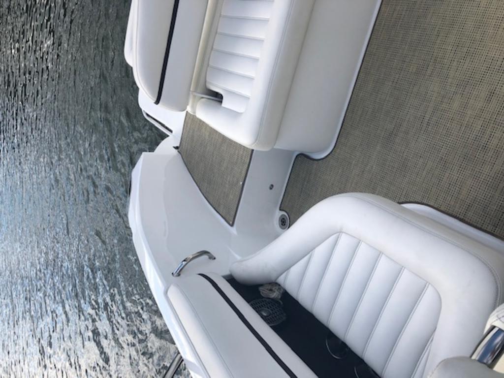 2015 Cobalt boat for sale, model of the boat is R5 & Image # 13 of 34