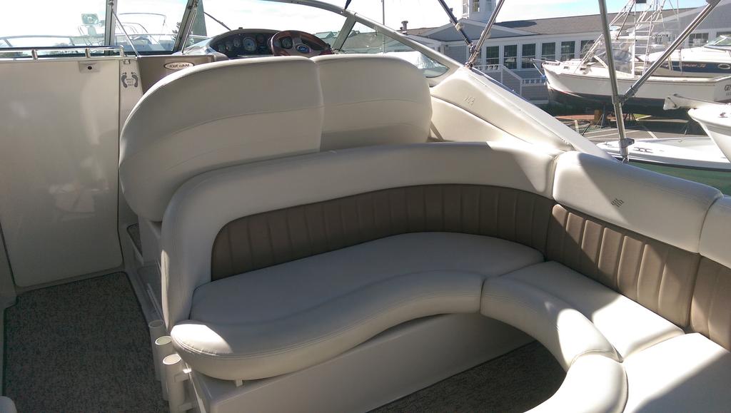 2004 Four Winns boat for sale, model of the boat is Vista 268 & Image # 6 of 14