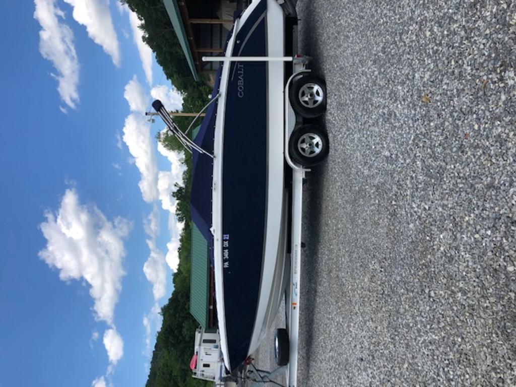 2015 Cobalt boat for sale, model of the boat is R5 & Image # 8 of 34