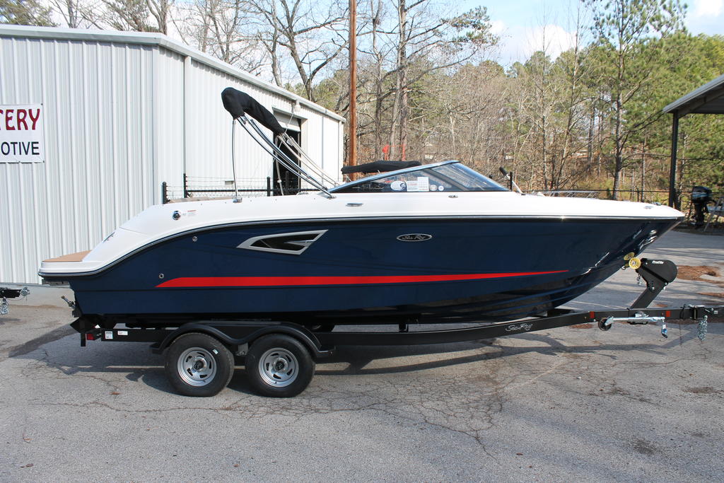 2017 Sea Ray boat for sale, model of the boat is 230 SLX & Image # 1 of 12