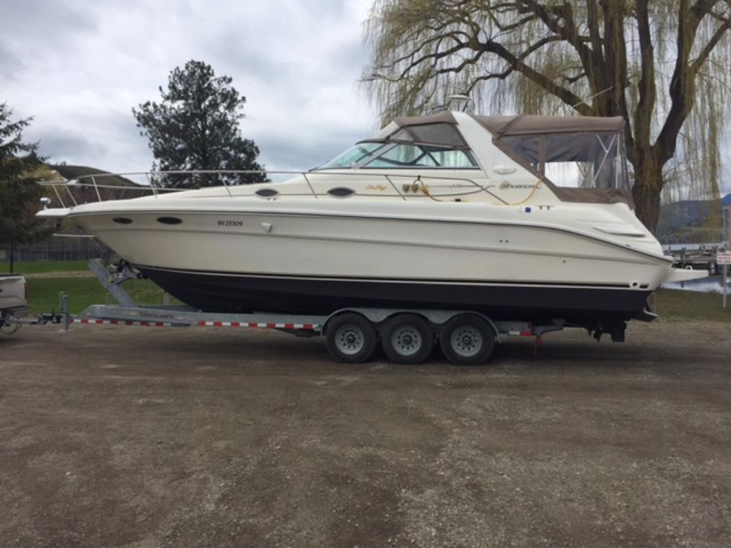 1996 Sea Ray boat for sale, model of the boat is 330 Sundancer DA & Image # 6 of 15