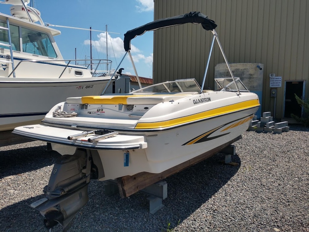 2007 Glastron boat for sale, model of the boat is GT 205 & Image # 3 of 15