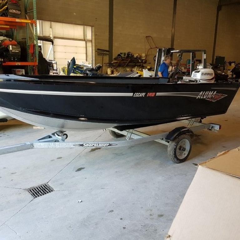 2017 Alumacraft boat for sale, model of the boat is Escape 145 & Image # 3 of 5