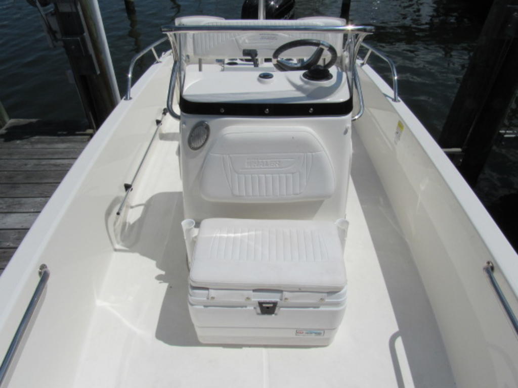 2016 Boston Whaler boat for sale, model of the boat is 170 Dauntless & Image # 19 of 22