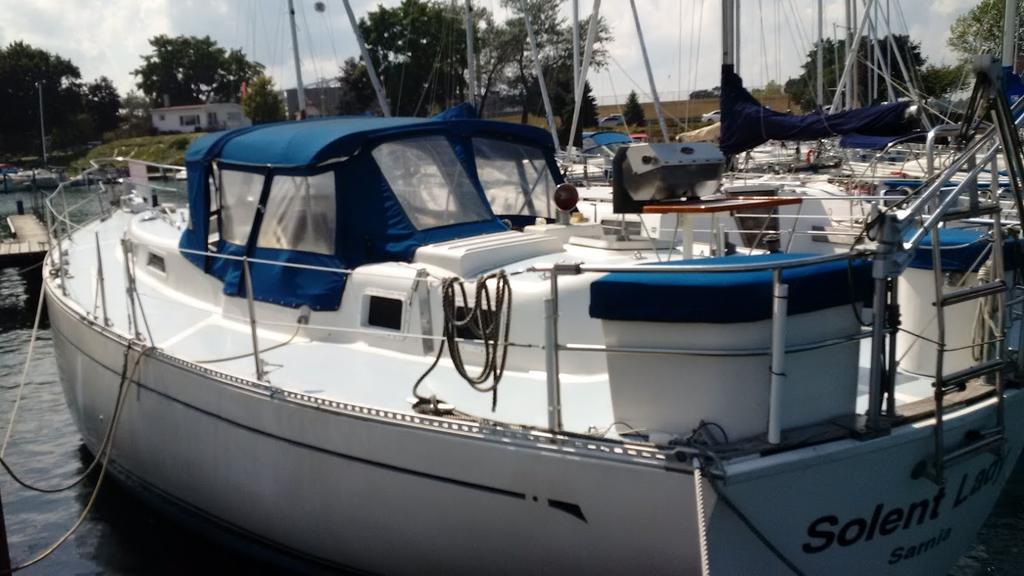 1986 Hughes boat for sale, model of the boat is Hughes 40 Center Cockpit Ketch & Image # 4 of 14