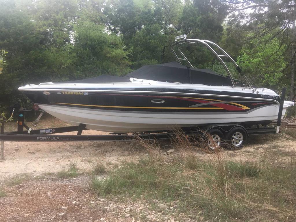 2007 Formula boat for sale, model of the boat is 260 BR & Image # 5 of 10