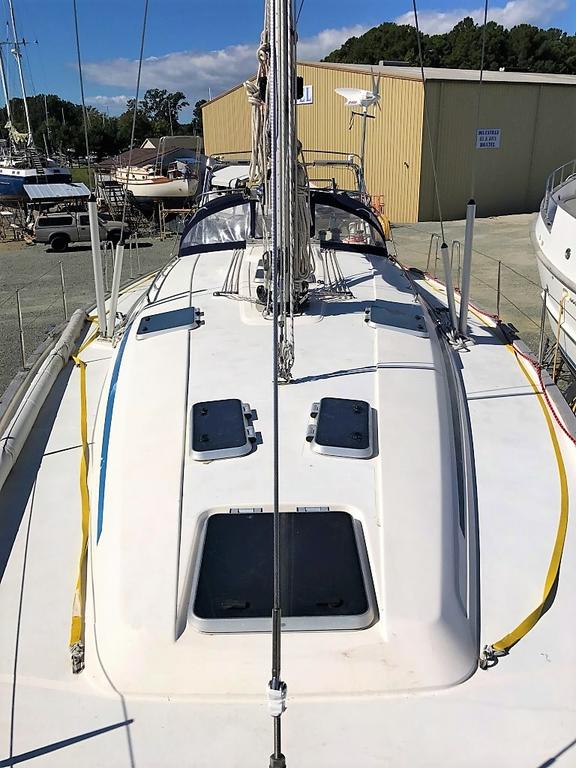 1999 Bavaria boat for sale, model of the boat is 50 & Image # 55 of 115