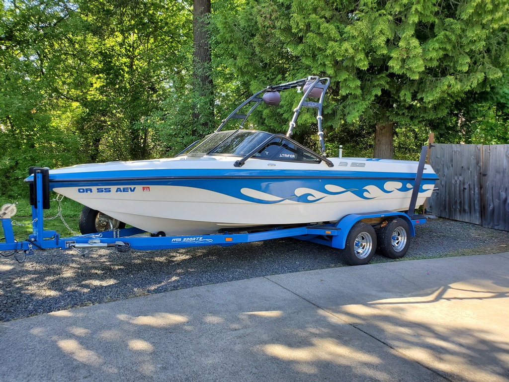 2004 MB Sports boat for sale, model of the boat is B52 & Image # 1 of 9