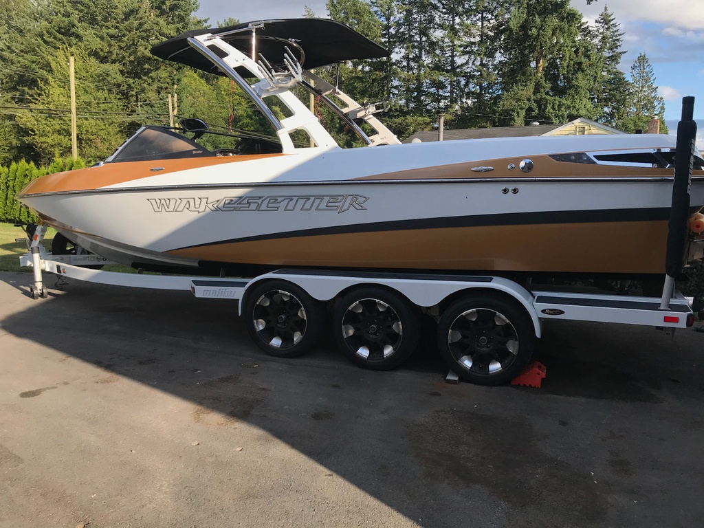 2011 Malibu boat for sale, model of the boat is Wakesetter 247 LSV & Image # 1 of 20
